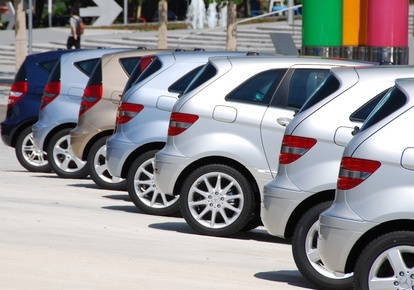 Auto mieten in Deutschland oder im Urlaub vor Ort