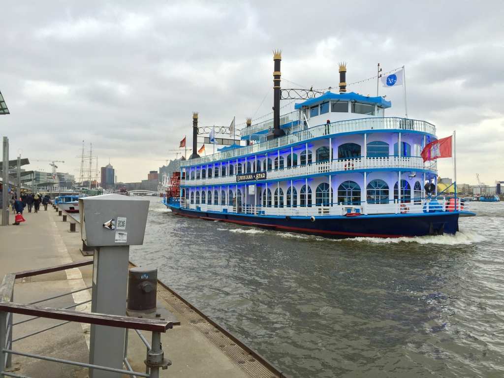 Alle Mann an Bord – Mit dem Schiff durch den Hamburger Hafen