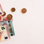 Euroscheine und Kleingeld